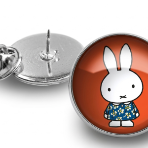 Glass pin featuring a white Miffy rabbit with a flower outfit.